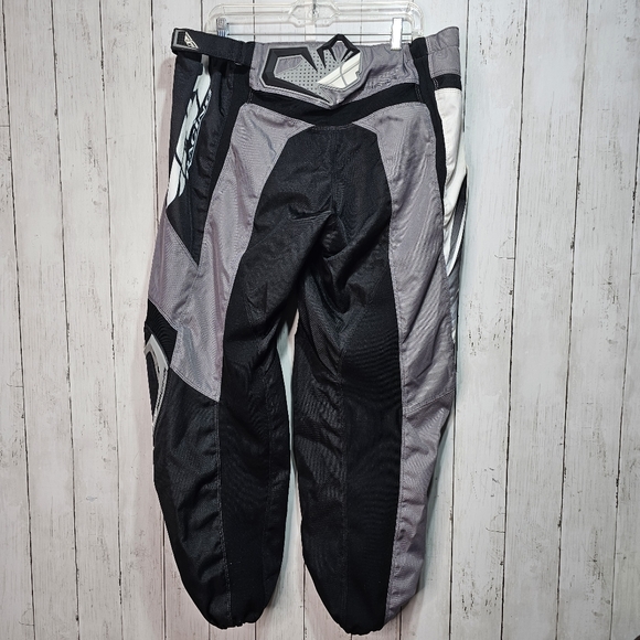 Fly Racing F-16 Powersports Riding Pants Size 40 Adjustable Waist Black Gray. - Picture 11 of 11